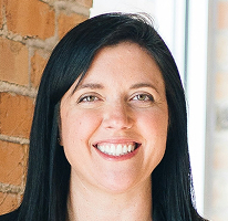 Sophie Hartwell, responsable de atención al cliente, retrato de integrante del equipo de soporte
